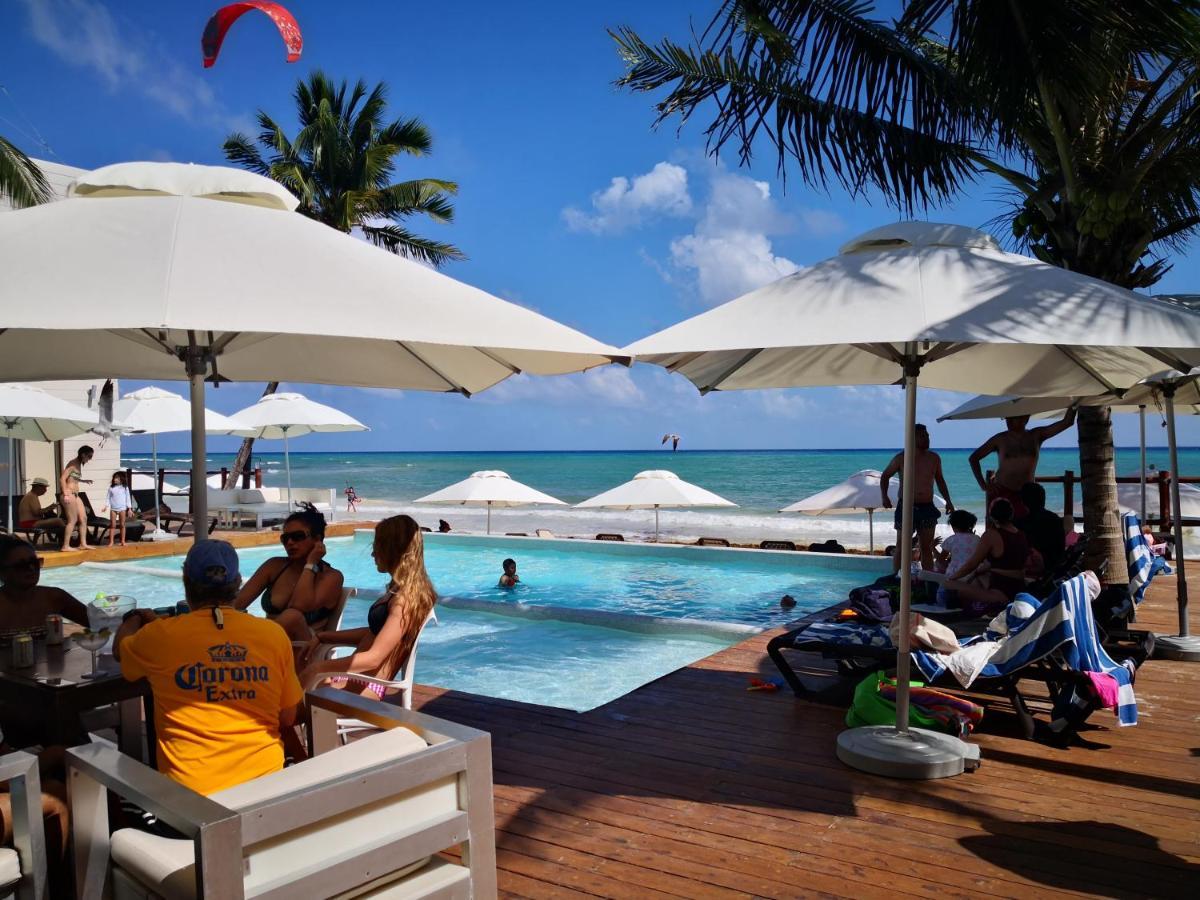 Beachside Corasol El Amanecer De Frida Para 2 Personas Playa del Carmen Luaran gambar